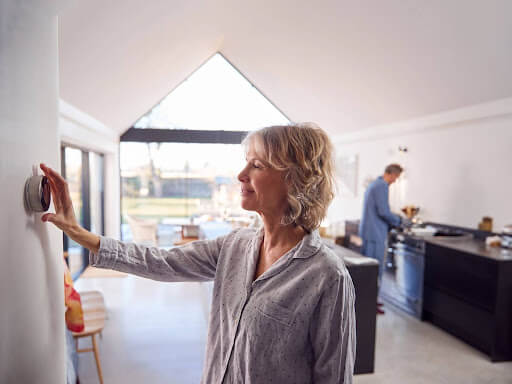 Checking your thermostat in Lapeer? Call our local HVAC experts at (810) 387-4452 to set things right.
